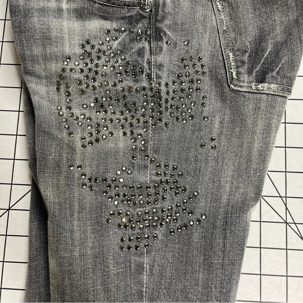 Miss Me‎ Skull Rhinestone Denim Jeans Grey Gray Halloween Rocker 27 Bling